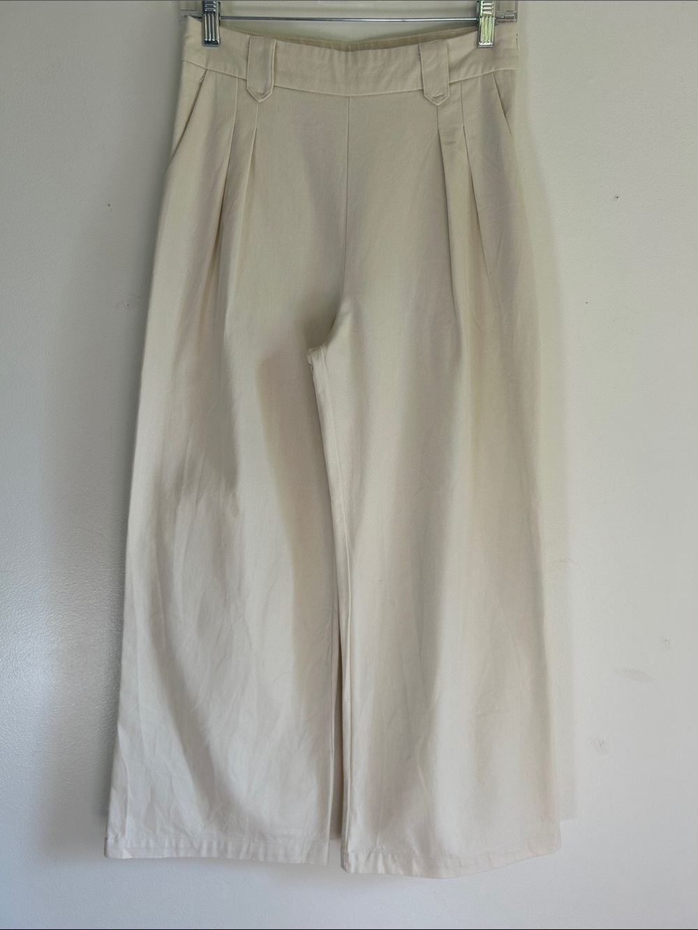 Pink Lily Cream Wide-Leg Pleated Trousers XS